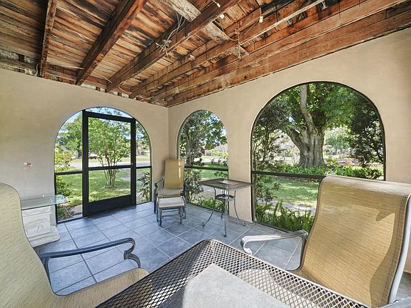5th image of 2509 Sunrise Boulevard