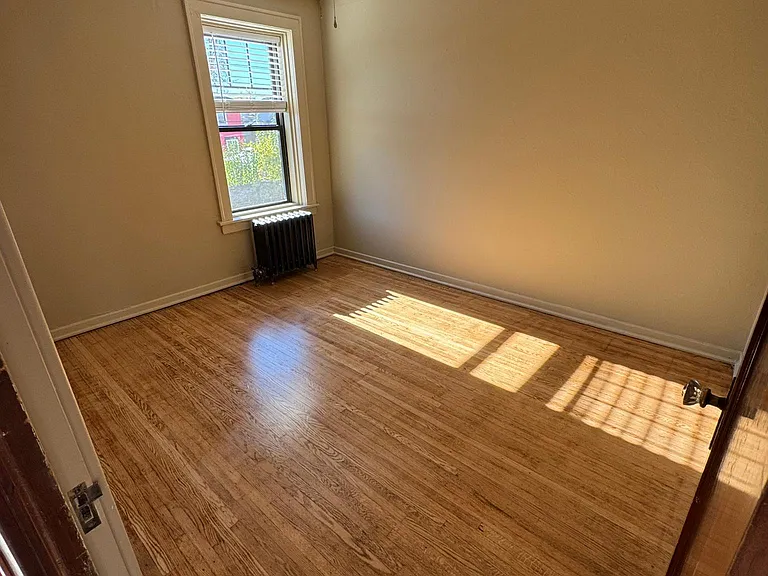 1064 Kenmore Ave #11 — Photo 8
