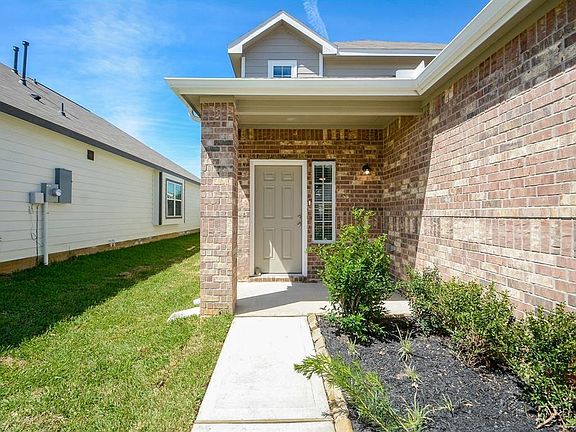 3rd image of 4463 Eveslage Ln