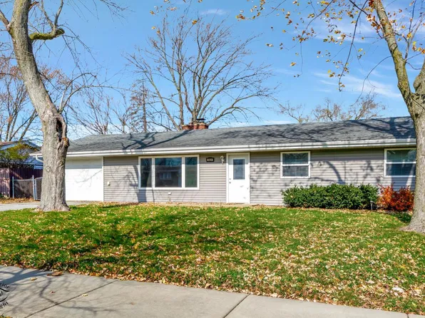 5624 W Roosevelt St, Monee, IL 60449