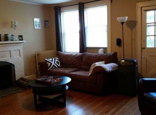 18 Robin Rd APT 3, West Hartford, CT 06119