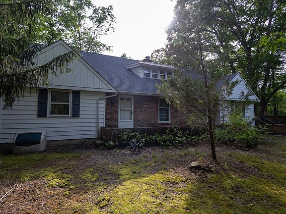 3rd image of 6080 Birch St