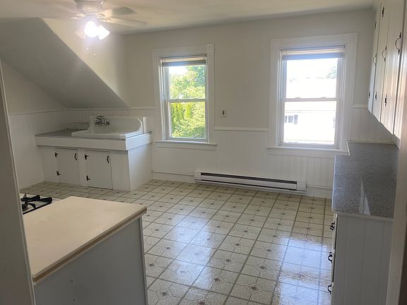 5th image of 47 Grant St