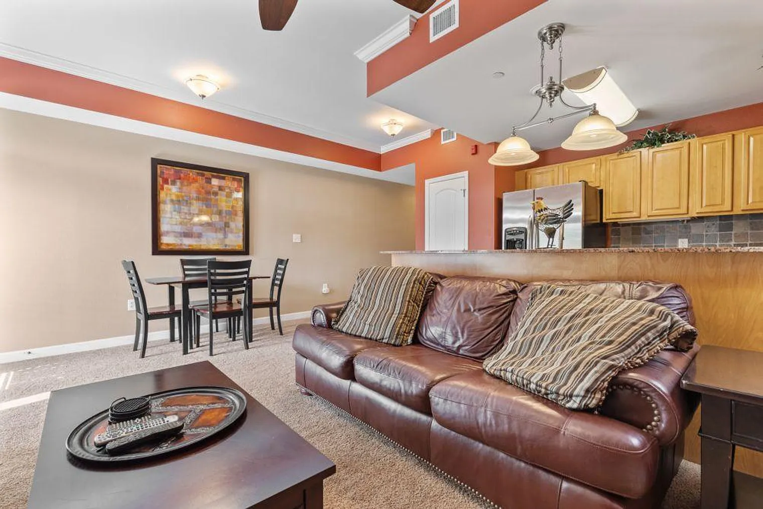 1 bed, 1.0 bath, 947 sqft, $2,926 — Photo 1