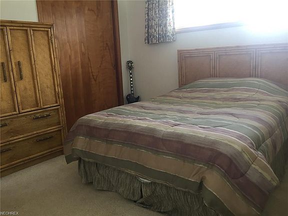 3rd image of 2160 Thurber Ln