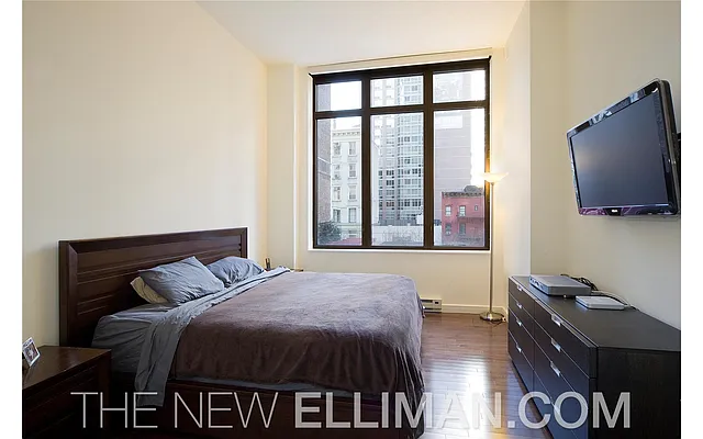 Sold by Douglas Elliman | media 8