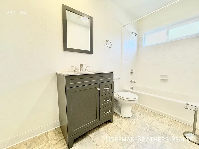 2219 Ruhland Ave #1 — Photo 6