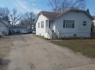 409 1st St, Walworth, WI 53184