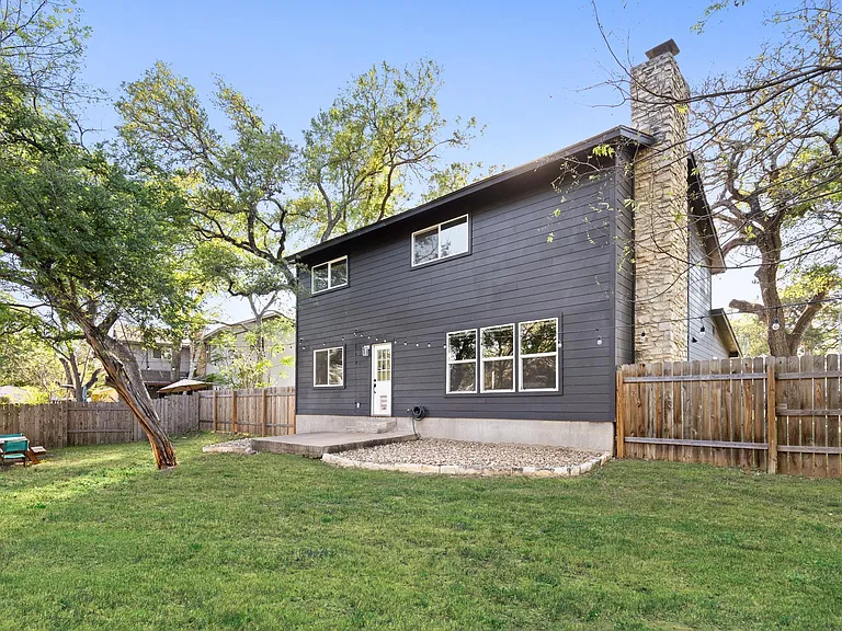 7909 Manassas Dr — Photo 35