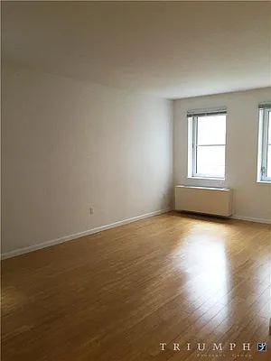 Rented by Triumph Property Group | media 32