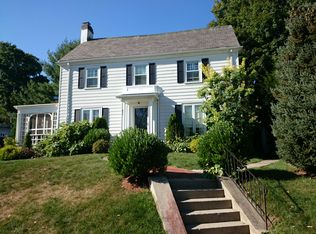 651 W Roxbury Pkwy, West Roxbury, MA 02132