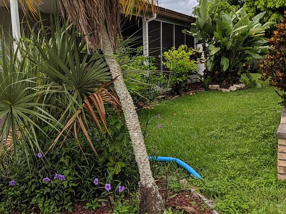 2nd image of 211 Caviller Ct
