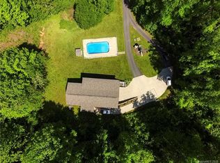 26 Town View Dr, Sylva, NC 28779