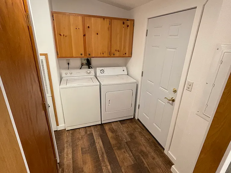 155 Dunromin Rd — Photo 8