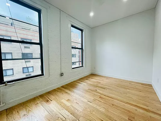 Rented by REAL New York | media 12