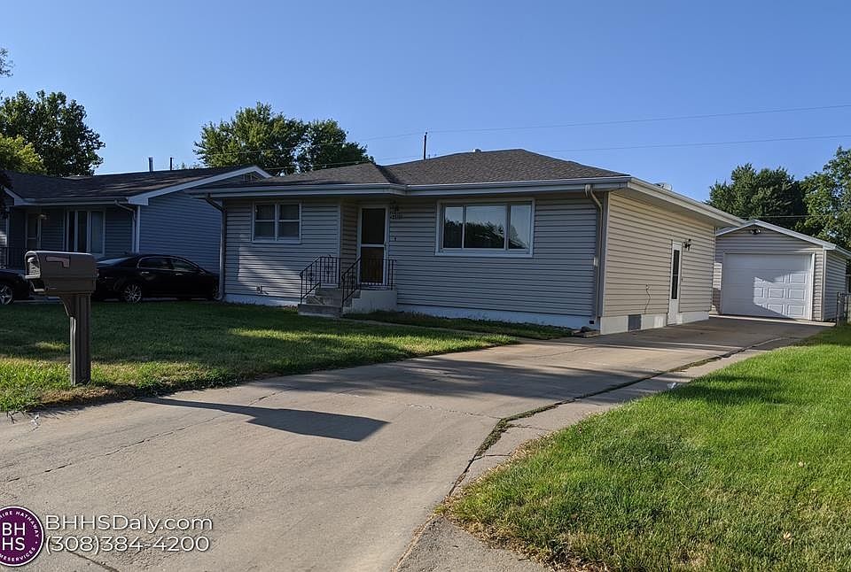 1st image of 2316 W 10th St