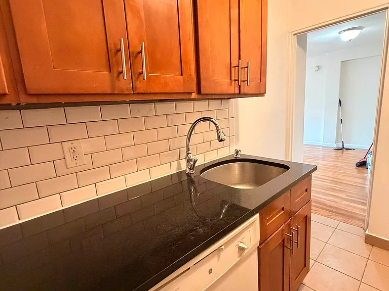 139-55 35th Ave #5J — Photo 9