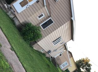 212 W Elizabeth Ave, Keewatin, MN 55753