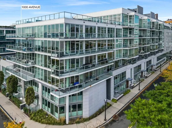 1000 Avenue At Port Imperial image 19 of 29