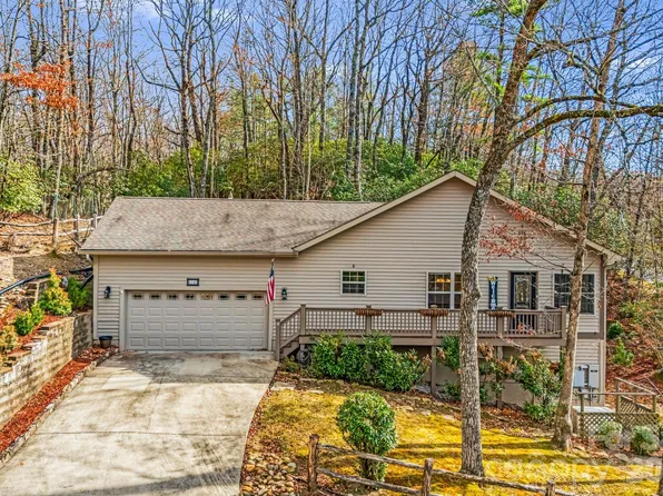 14 Isuhdavga Ct, Brevard, NC 28712