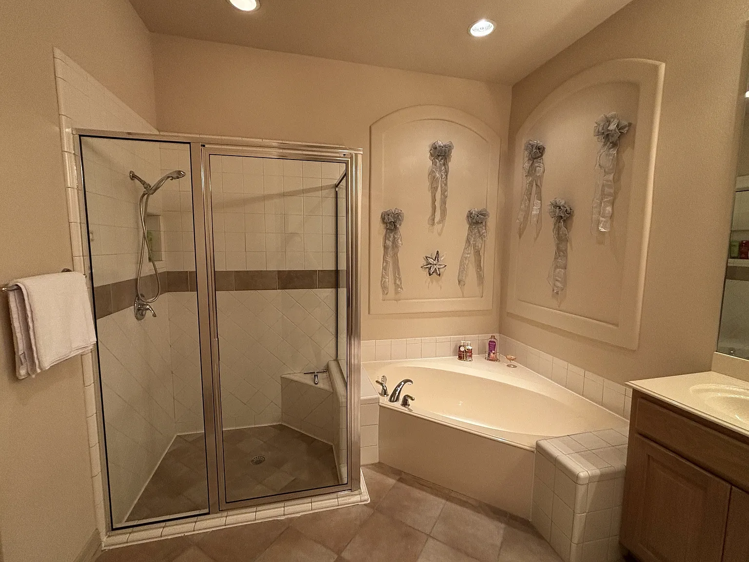 131 Westcourt Lane - 1 — Photo 3