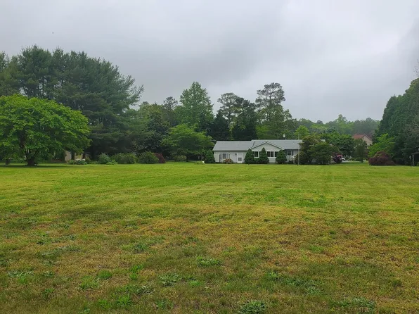 5 Dogwood Dr, Harbeson, DE 19951
