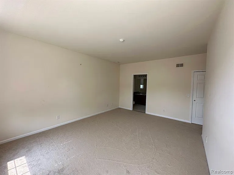 2156 Pinecroft Dr — Photo 19