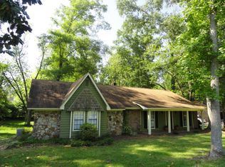 420 Pineview Drive Ext, Laurel, MS 39440