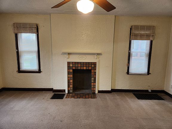 2nd image of 1580 Northwest Blvd #2