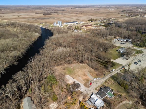 Mill St, Shiocton, WI 54170