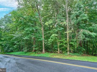 9113 Jeffery Rd, Great Falls, VA 22066