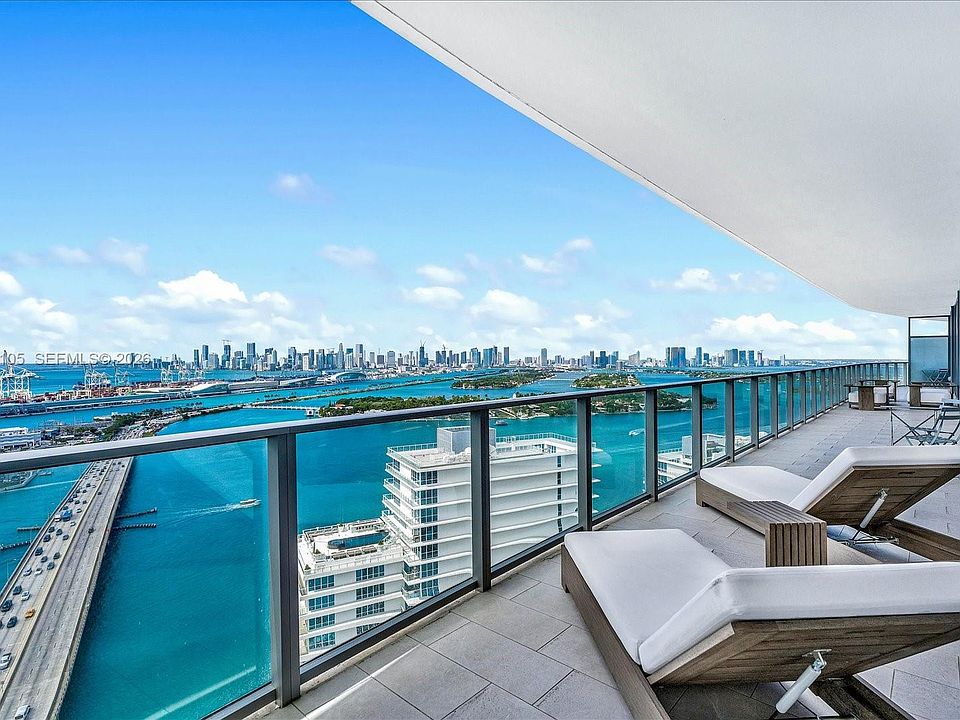 1st image of 501 West Ave #3102