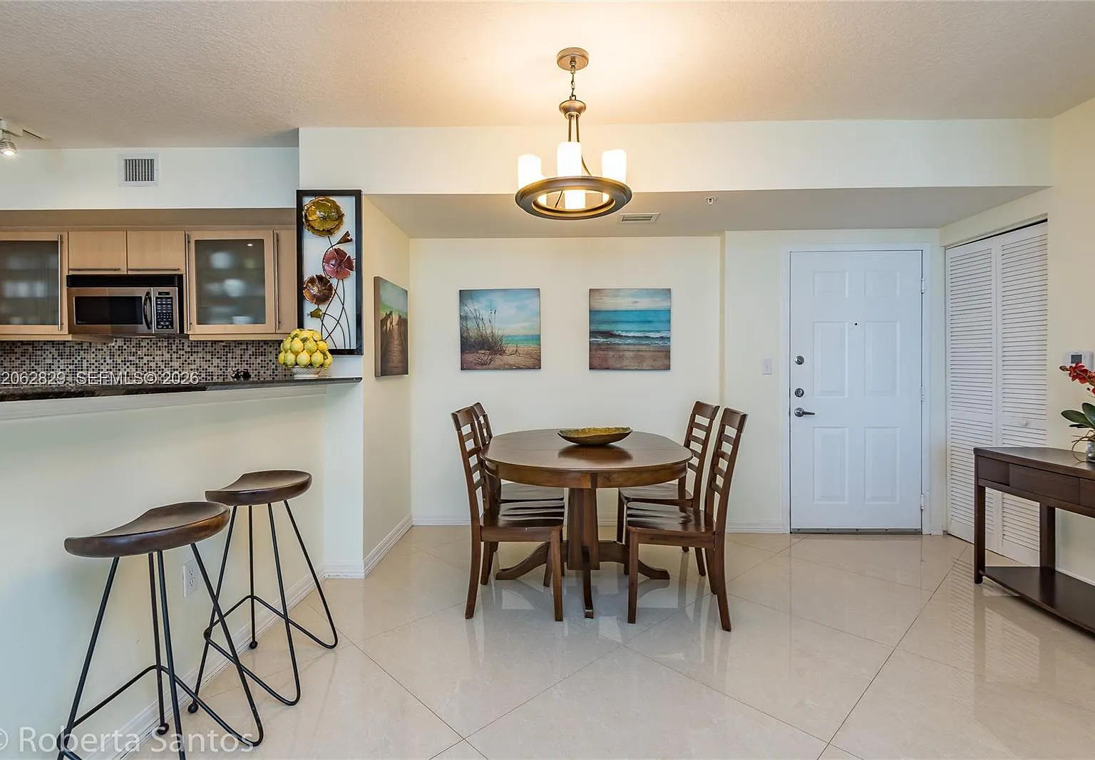 2 bed, 1150 sqft, $3,750 — Photo 4