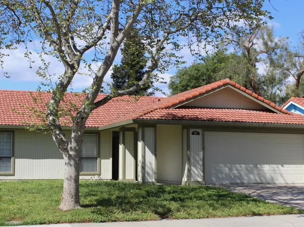 485 Deerwood Ln, Tracy, CA 95376