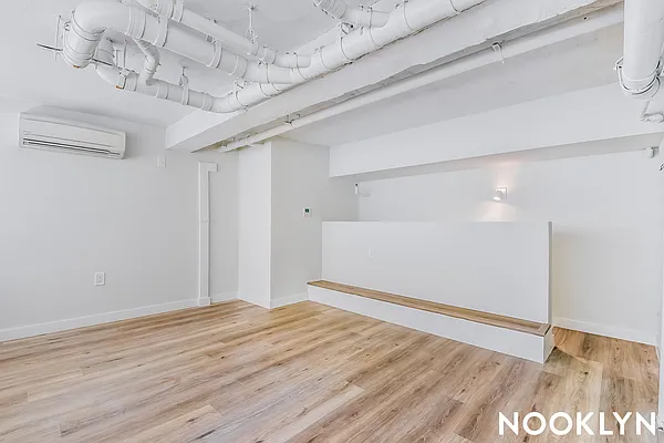 Rented by Nooklyn NYC LLC | media 41