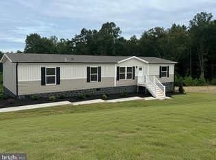 7189 Shannon Hill Rd, Louisa, VA 23093