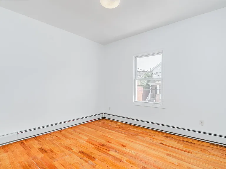 147 Avenue E #2 — Photo 5