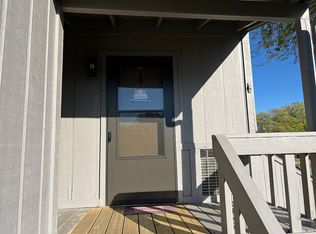 2424 Tennis Ct APT B9, Bay City, MI 48706