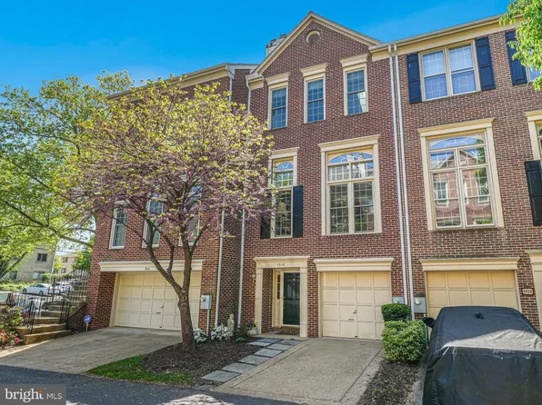 1918 N Daniel St, Arlington, VA 22201