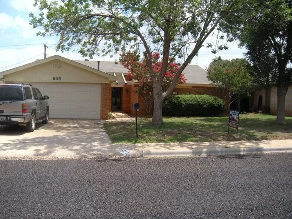 606 NW 14th St, Andrews, TX 79714
