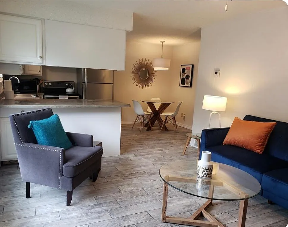2 bed, 720 sqft, $1,375 — Photo 1