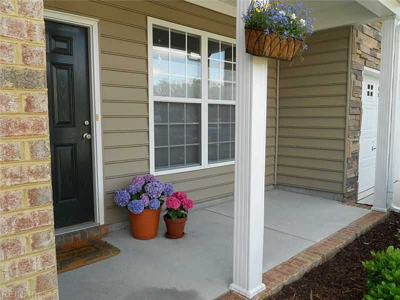 1st image of 4006 Abercorn Dr