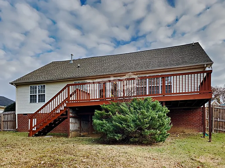 1041 Secretariat Dr — Photo 21