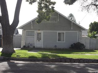 374 E 9th St, Upland, CA 91786