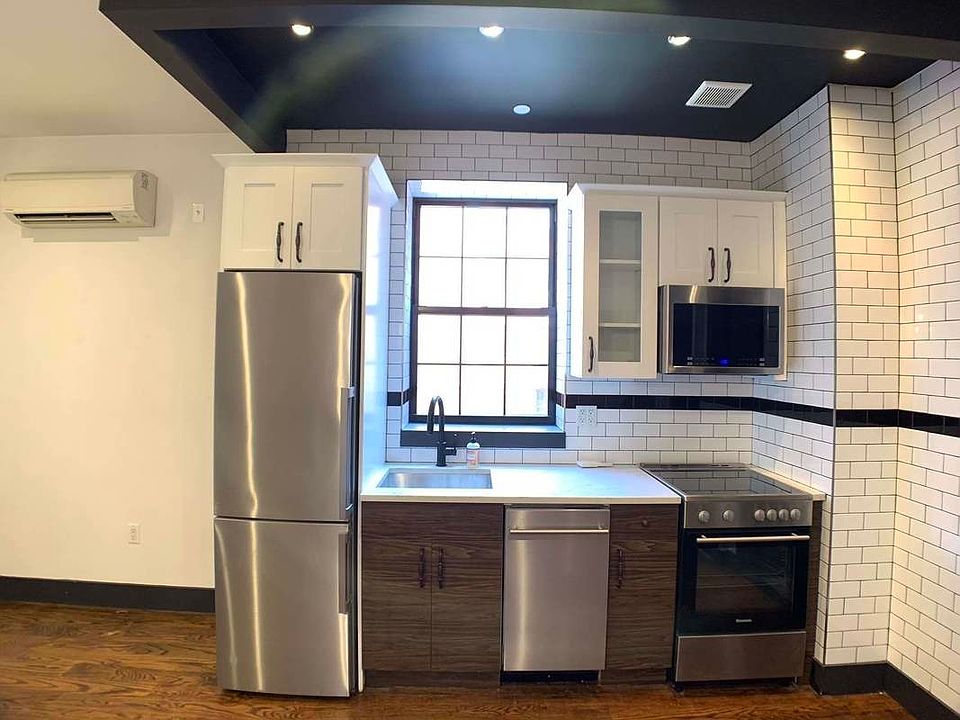 1st image of 702 Rogers Ave #2L