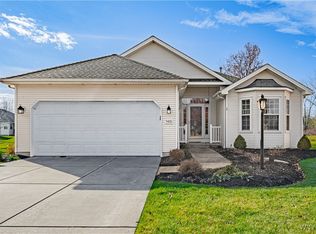 5426 Carleton Lake Dr, Lockport, NY 14094