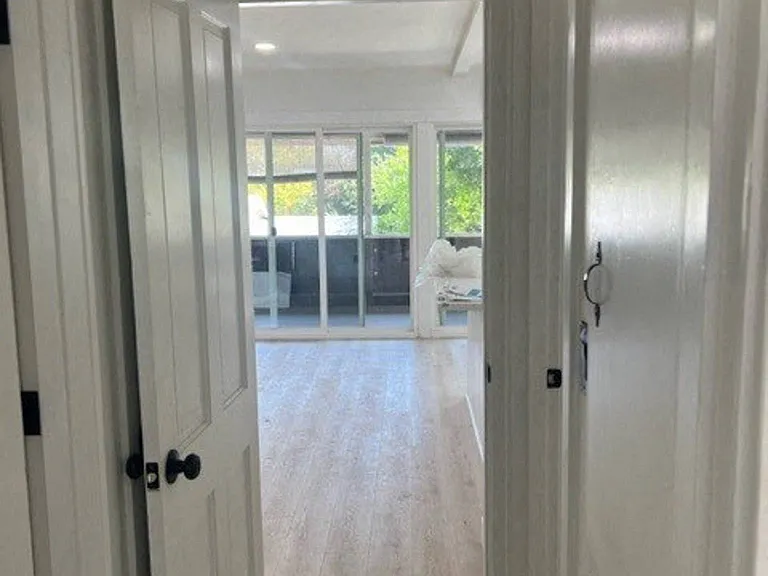 301 Pleasant St — Photo 11