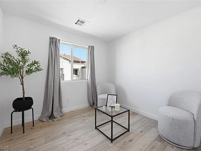 709 Pickled Pepper Pl — Photo 24