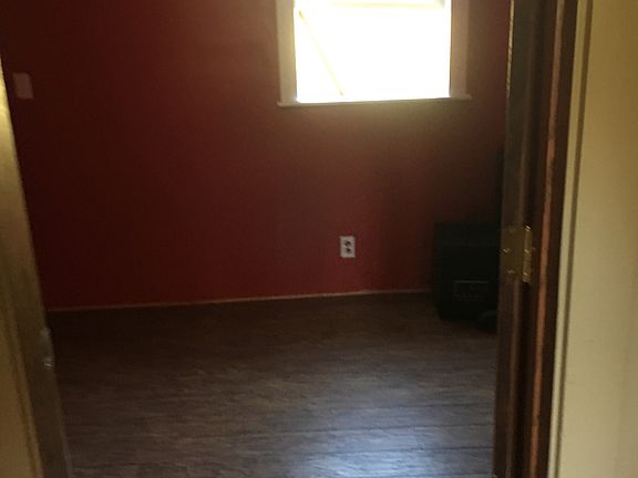 5th image of 24 Mill Dr