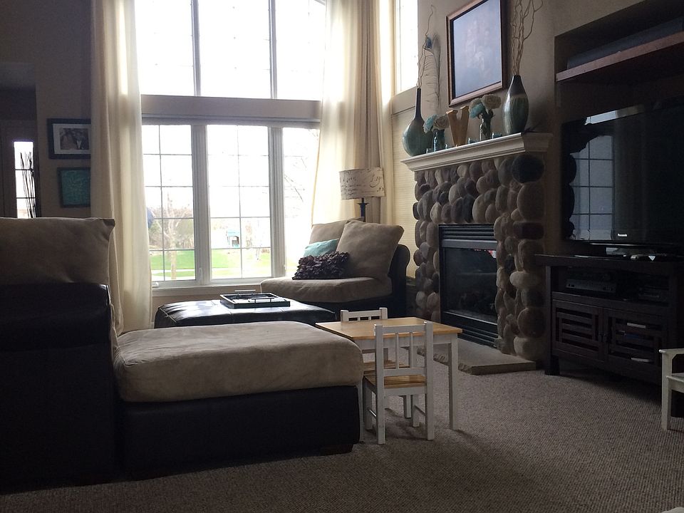 2nd image of 4054 Stillwater Cir